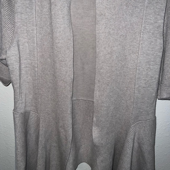 🧡10 for $20🧡89th & Madison Tan colored Short Sleeve Sweater| size XL - Picture 9 of 11